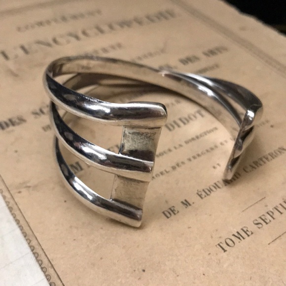 robert nilsson jewelry